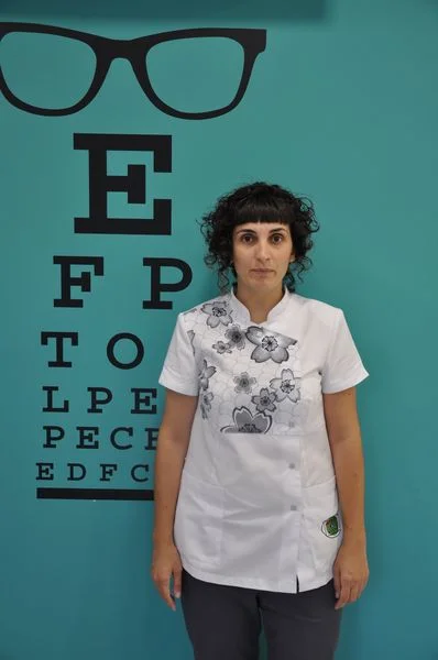 Montse Ruiz — Òptica Optometrista